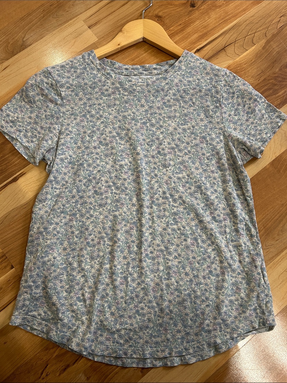 Old Navy XS Women's Floral Short-Sleeve Tee - Blue & Pink Floral